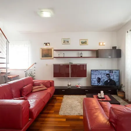 Luxury Lada With A Seaview * Kastela