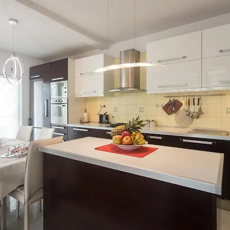 Apartman Luxury Lada With A Seaview