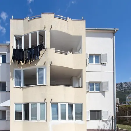 Apartman Luxury Lada With A Seaview Kastela