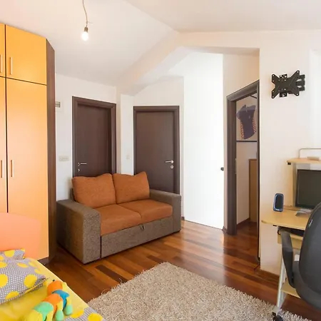 Apartman Luxury Lada With A Seaview Kastela